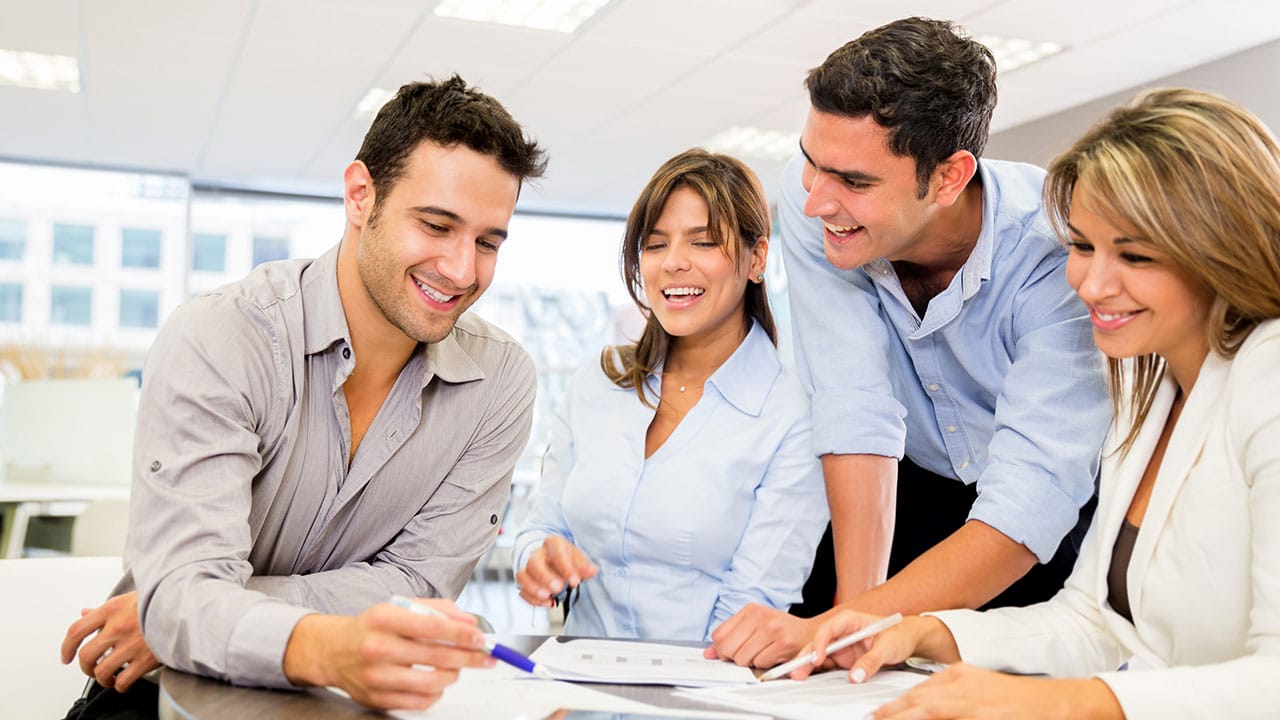 Benchmark your Employee Rewards and Recognition Program